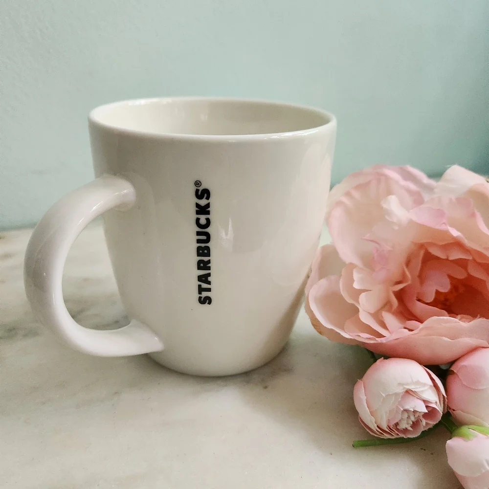 Starbucks Classic 12oz Coffee Mug‎ White Ceramic Green Mermaid